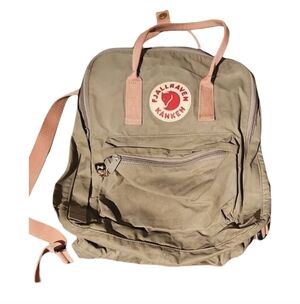 Kånken Backpack large - Gray and Pink